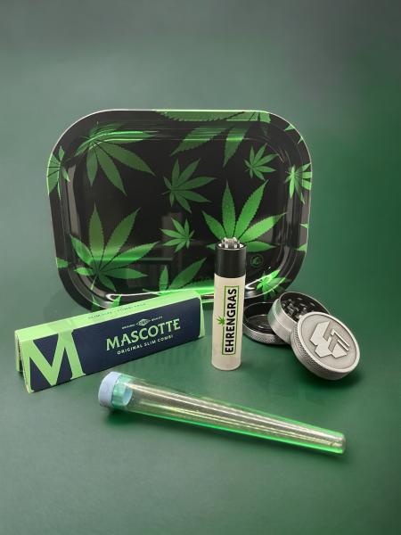 Black Green Leaf Rolling Smoker Set FF x Mascotte